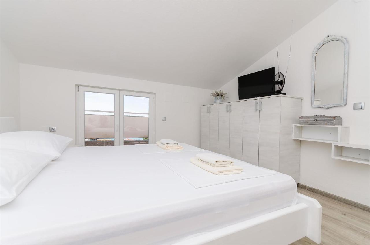 Apartment Ljubica Okrug Gornji Dış mekan fotoğraf